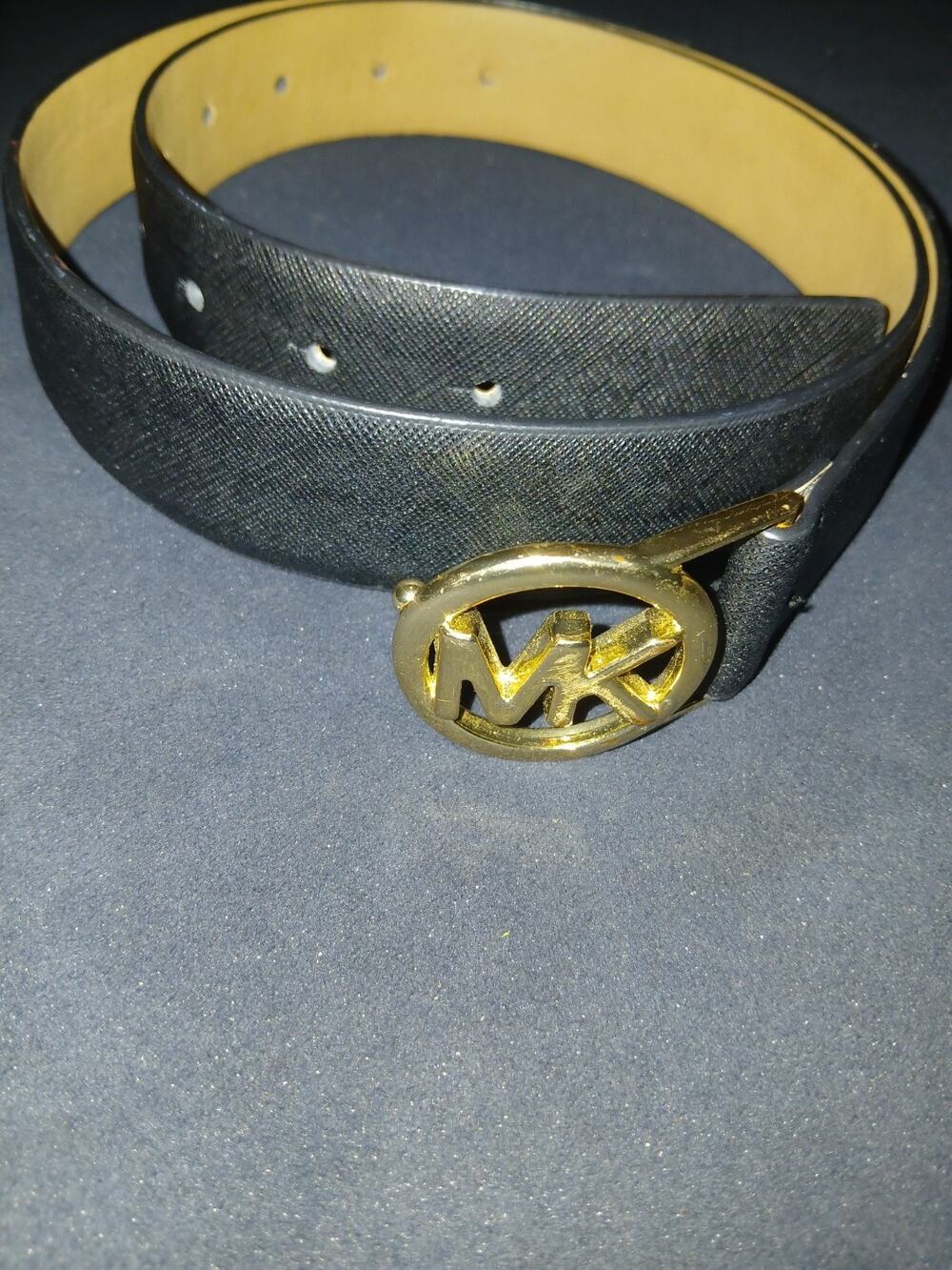 MICHAEL KORS Women’s Blk Leather Belt / Gold Round Buckle Size Medium